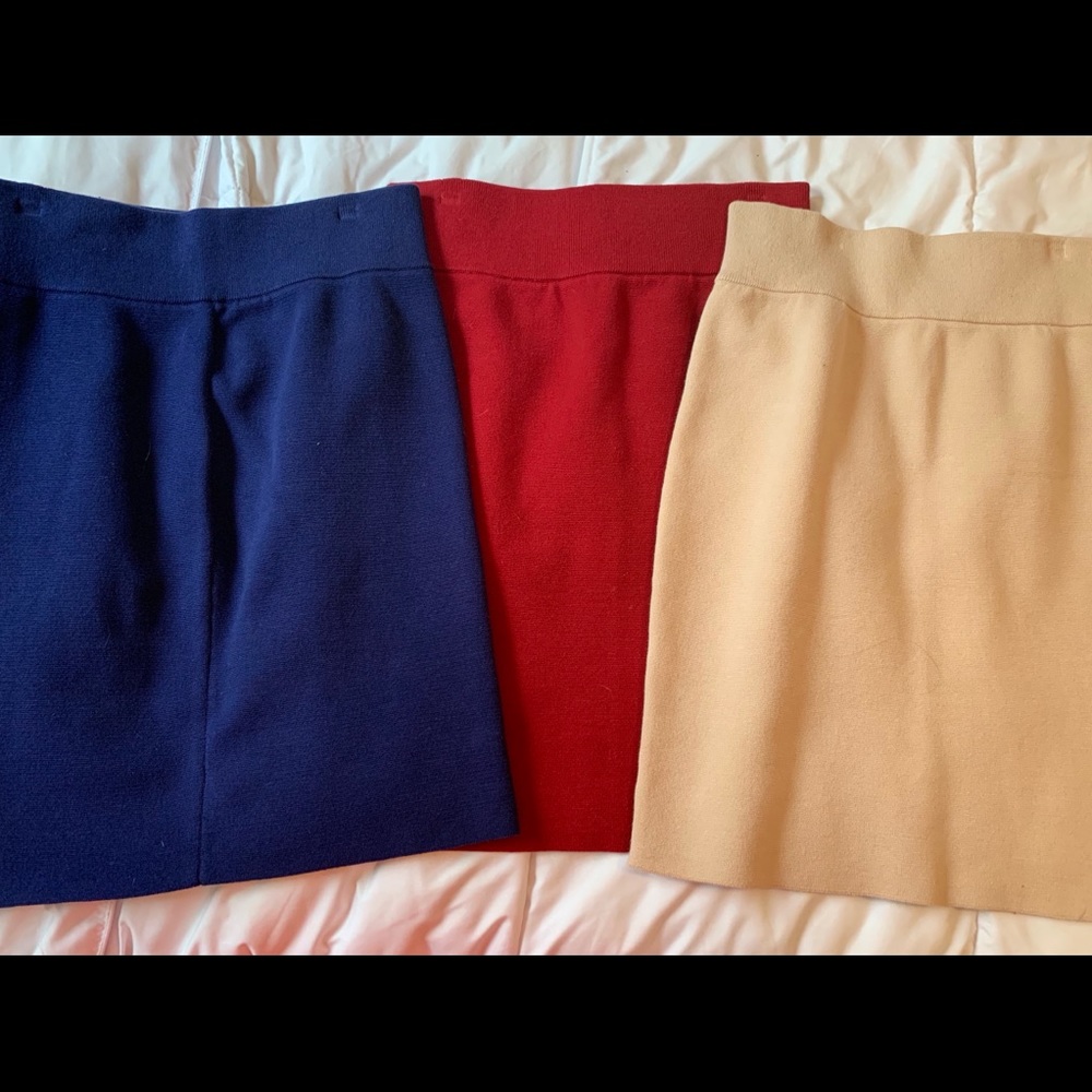 EXPRESS stretch red blue tan mini skirts. Lot of 3